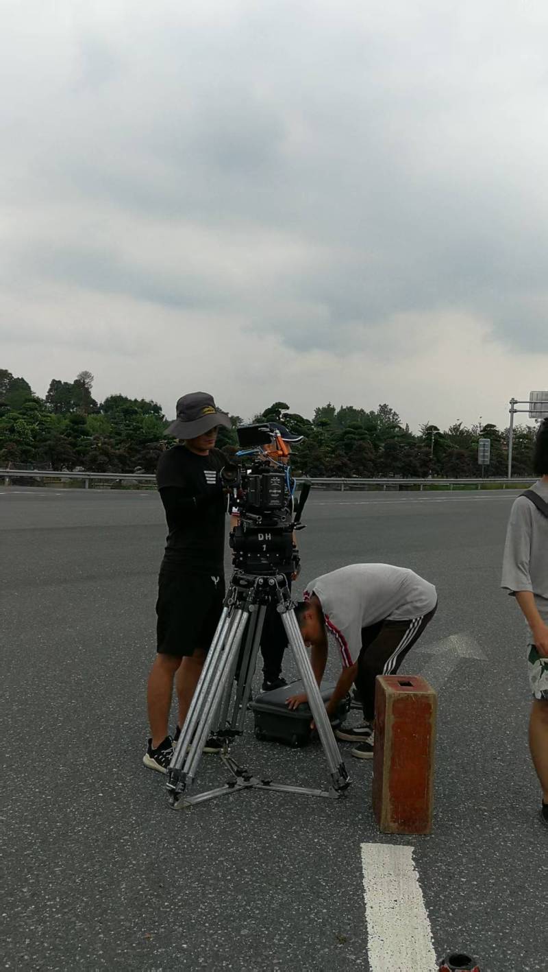 合山市TVC拍摄公司：唤醒集体记忆，构建跨代际沟通桥梁